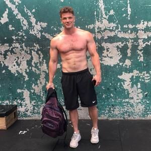 Meet your Posher, Luke